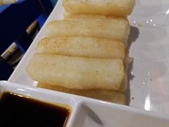 -马路边边串串香形象店(磐石路店)