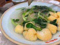 油豆腐粉丝汤-小姜锅贴(凤凰街店)