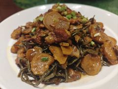 -那家老院子东北菜·饺子·小鸡炖蘑菇(艳华街店)