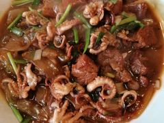 八爪鱼炖红烧肉-龙香居海鲜家常菜饭店·特色驴肉·古城浑锅