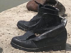 -多瑙河畔鞋履雕塑