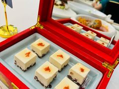 -品海楼·大连海胆锅贴馆(东港店)