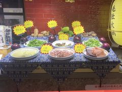 -芝小官毛肚火锅海鲜自助(淮安清江浦区新亚店)