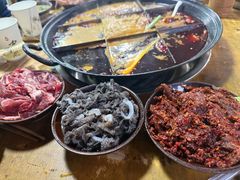 -正南齊北重庆老火锅(光华村直营店)