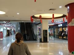 -大摩华尔街生活广场