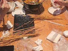 -老街烧烤大排档·地道湖北菜·龙虾馆(汉口火车站店)