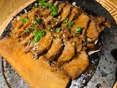 -蜜桃餐厅·伴山(湖滨商业街店)