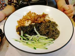 烧椒皮蛋牛肉拌粉-拌面小当家