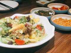 拌蔬菜-明洞阿姨·韩式酱蟹烤肉·创意料理(三元桥店)