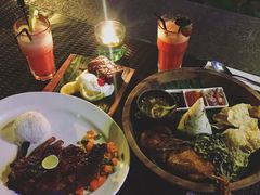 -Pundi Pundi Restaurant
