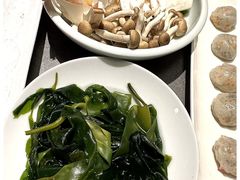 -鼎鼎香·港式火锅·臻选店(北京SKP店)