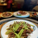 下了班就约上小伙伴冲了！一进店是扑面而来的乡土淳朴风