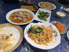 -乡村馕坑肉·烧烤·新疆菜·本地人更爱吃(阿勒泰首店)