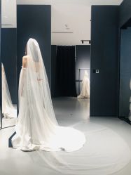 -Vera Wang婚纱礼服旗舰店