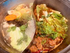 鸳鸯锅-羊来顺冰煮鲜羊 铁锅烀羊肉(中央大街店)