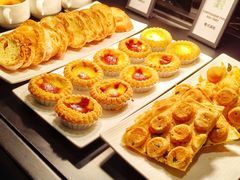 -广州万富希尔顿酒店·感趣自助餐厅·金秋蟹宴生蚝海鲜刺身
