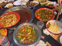 -谭公鱼头·鲜鱼火锅·小龙虾·江湖菜(秀沿路店)