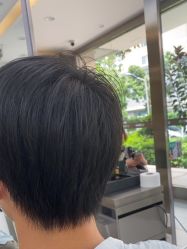 -首脑美发沙龙