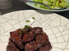沪市牛肉粒-屋里厢上海菜馆