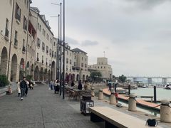 -22ºN BISTRO西餐&酒馆(石奥商业街店)