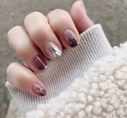 -海豚湾美甲美睫店