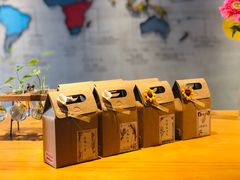 -ZING COFFEE 镜咖啡