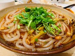 手工酸辣粉-渝信川菜 · 川味家常菜(长安店)