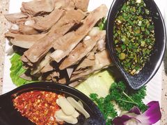 狼抓肉-大灰狼(中心书城店)