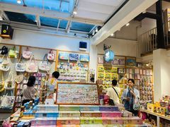 -猫的天空之城概念书店(苏州平江店)