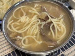 -敖特尔布里亚特美食坊(世纪花苑店)