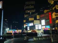 -资和信百货商场