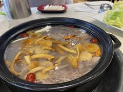 -九寨沟特色牦牛肉汤锅