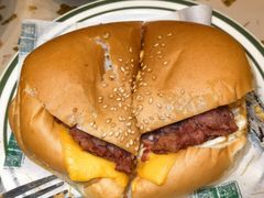 招牌芝士咸牛肉蛋猪仔包-华嫂冰室(尖沙咀店)