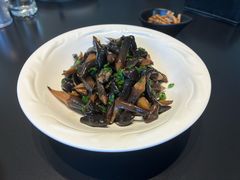 -铜锣湾·有麝自然香(渝北财富中心店)