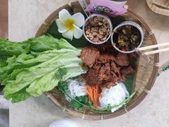 菜包牛肉-啰啰冰屋(景洪总店)