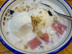 冰淇淋清补凉-文昌邓记清补凉(西沙路店)