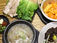 炒年糕-吴草鸡爪오초닭발韩食堂(融恒盈嘉中心店)