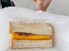 咸牛肉厚多士加鸡蛋-世记咖啡(氹仔外卖店)