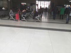 -上海市奉贤区中医医院-西停车场