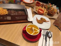 -必胜客(华邦银泰店)