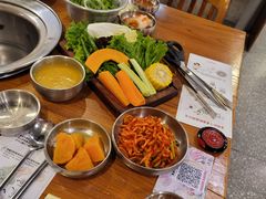餐前小菜-姜虎东白丁韩国烤肉(吉利大厦店)