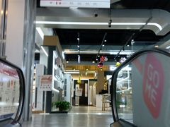 -王府井百货熙地港店
