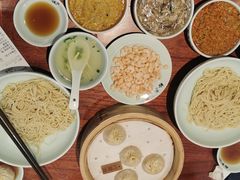 -裕兴记•蟹黄面馆(人民广场店)