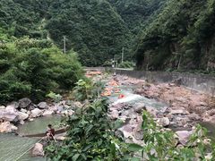 -安吉龙王山峡谷漂流
