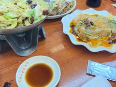 -东北四季饺子王(华山路店)