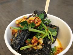 -黑色经典臭豆腐·湖南特产(步行街店)