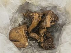 秘制盐焗乳鸽-侠成水上农庄(工业大道店)