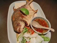 -大头虾越式风味餐厅(光明广场店)