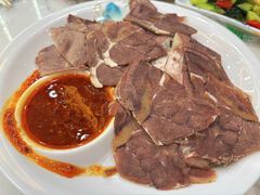 -伊穆祥牛肉面总店·清真