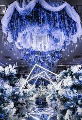 -艾米婚纱&婚礼策划